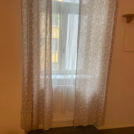 Near River * פראג